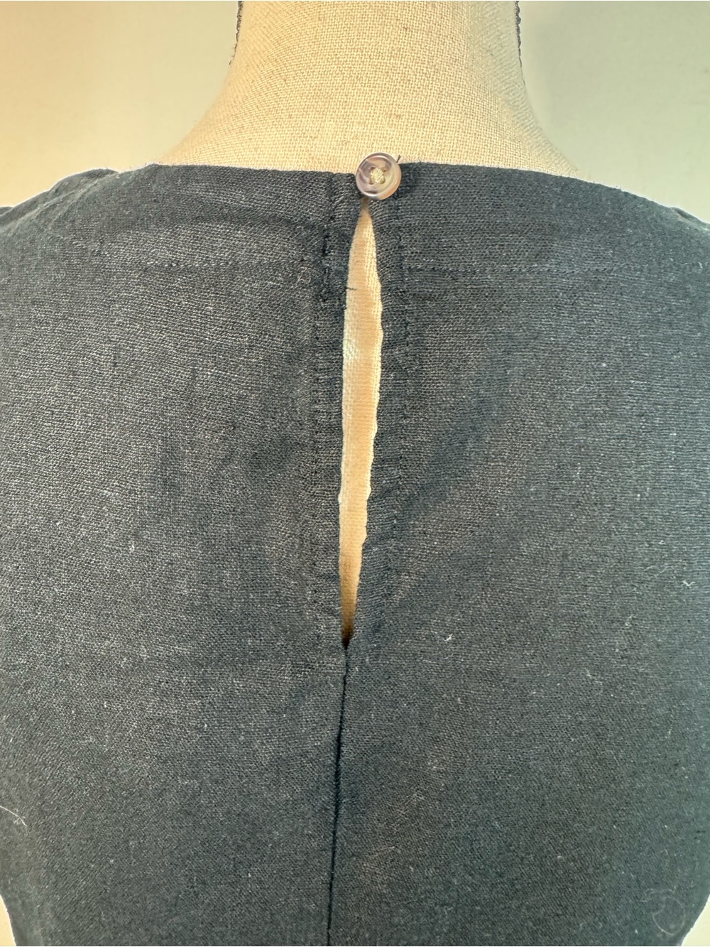 Linen Blend side Button Tank Top Black XS Casual Relaxed Fit Crew Neck NWT - Picture 5 of 14